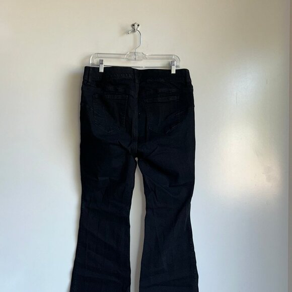 TORRID Bombshell Flare Leg Premium Stretch Black Jeans Size 14S - Picture 4 of 13